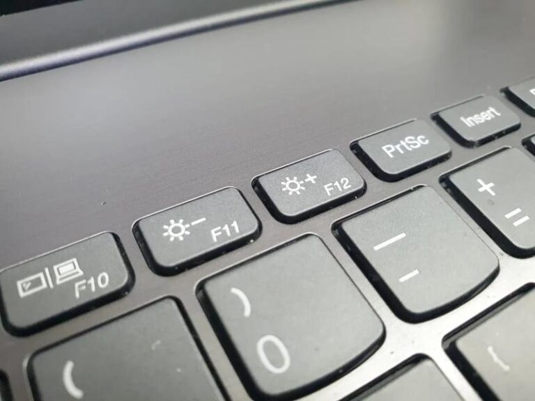Jak łatwo ustawić jasność w laptopie Acer – poradnik krok po kroku