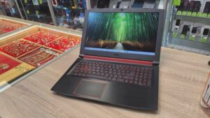 Jak bezpiecznie rozkręcić Acer Nitro 5 krok po kroku